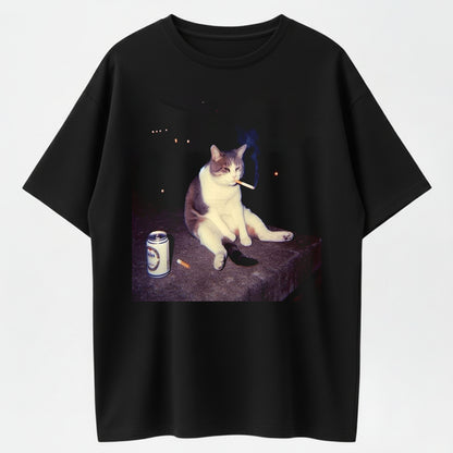 Cool Smoking Cat T-Shirt – Stand Out with This Quirky Retro Design